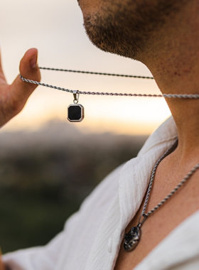 Vnox Geometric Square Necklaces for Men, Enamel Square