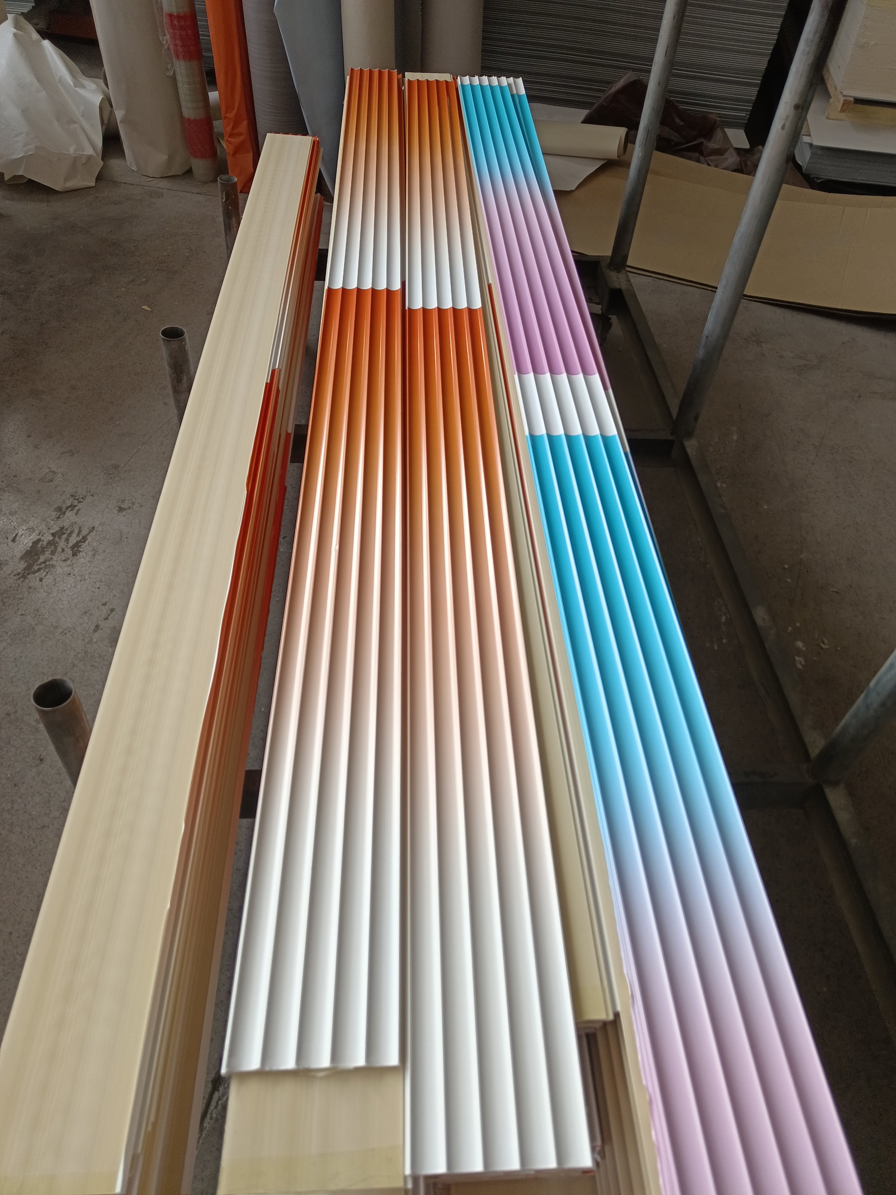 渐变格栅板定制碳晶板防撞板竹木纤维饰面护墙板背景墙格栅板厂家,淘宝优惠券,粉丝福利购,淘宝优惠卷