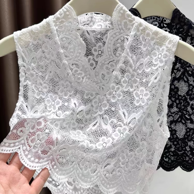 ເສື້ອຢືດແຂນບໍ່ມີແຂນ V-neck lace bottoming shirt tulle