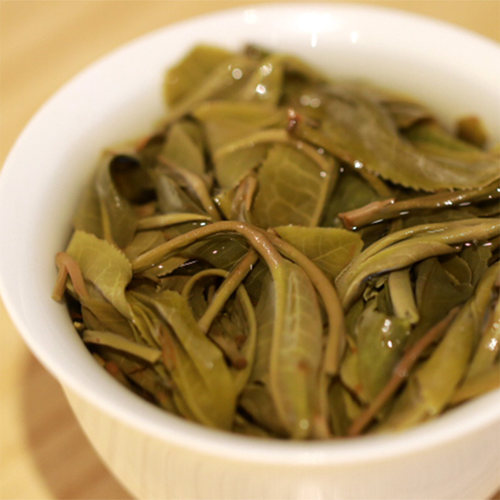 世味莊園 普洱茶生茶 凤庆香竹箐古树纯料 357克 - 图2