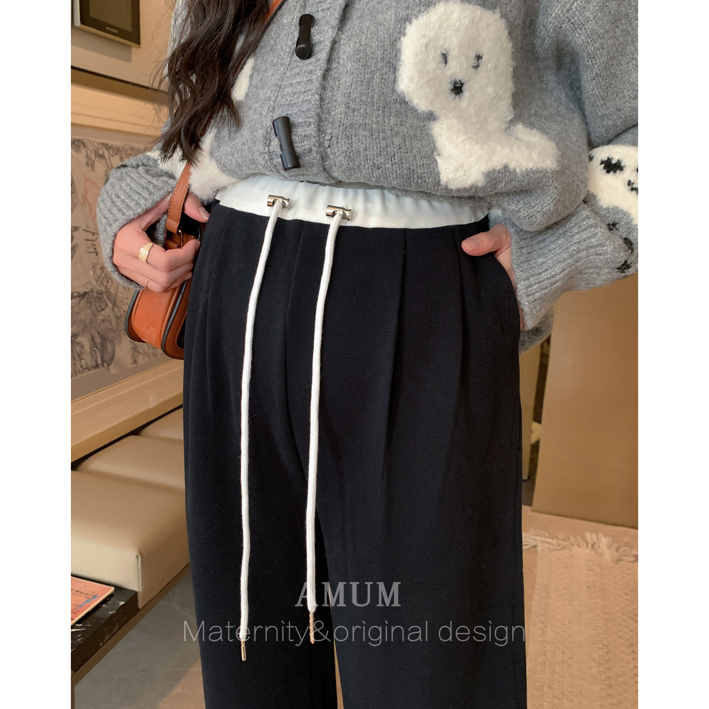 ◆AMUM孕妇装◆cozy time~复古撞色白边休闲卫裤百搭阔腿无托腹裤,淘宝优惠券,粉丝福利购,淘宝优惠卷