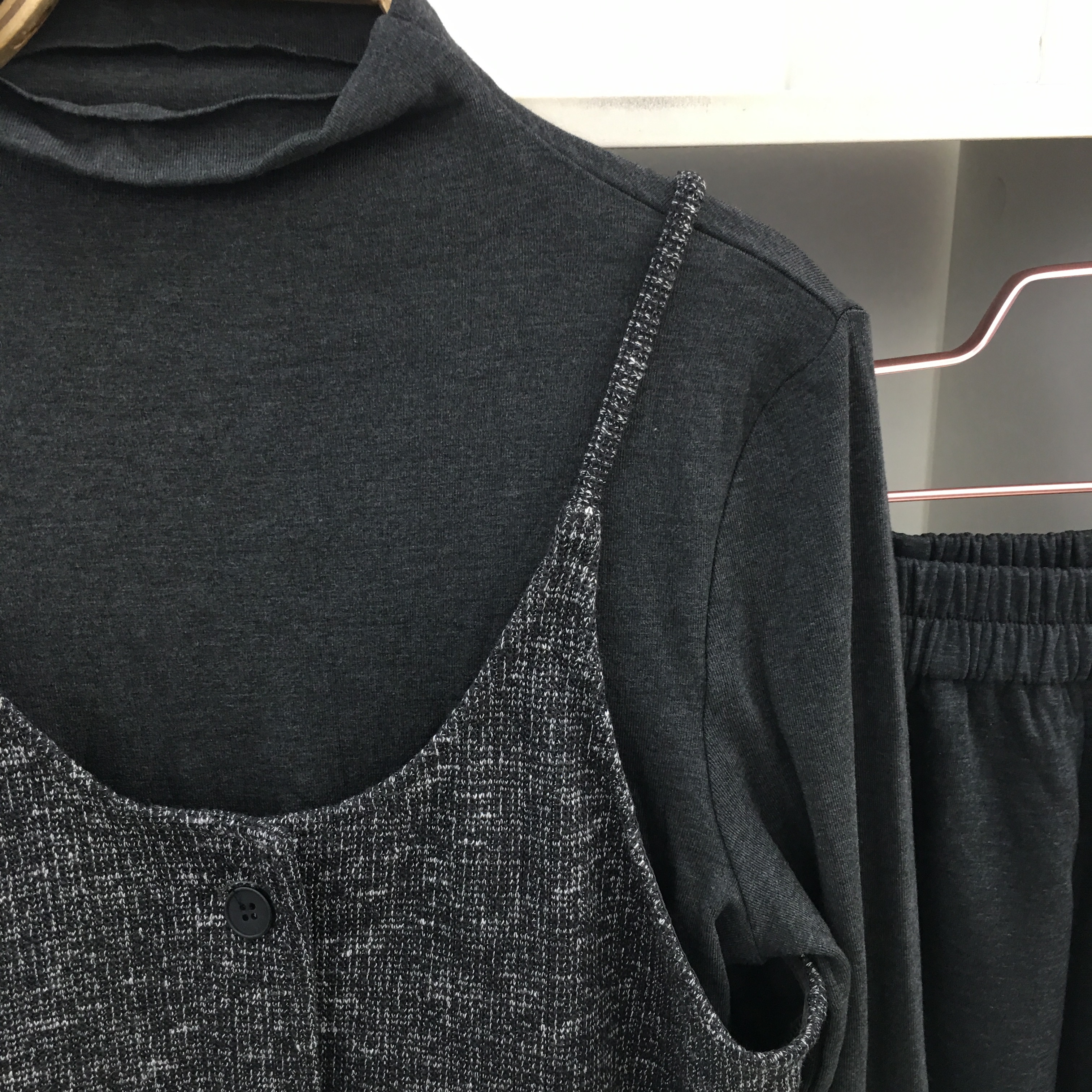 三件套毛呢马甲马夹短外套+半高领打底衫+松紧腰高腰毛呢阔腿裤女 - 图2