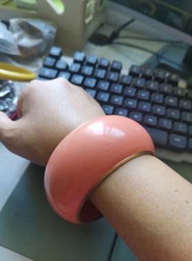 新品黑色白色米色蓝色滴油宽分量质感手镯简单夸张