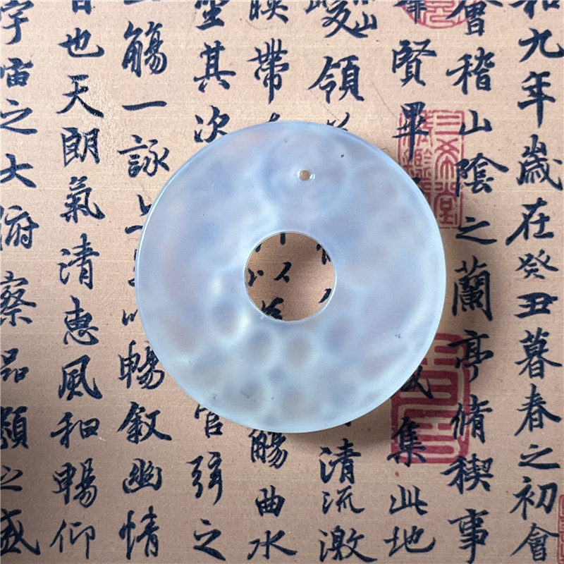 天然岫玉冰种仿古貔貅平安扣吊坠保真男女款民族风玉石挂件送礼物,淘宝优惠券,粉丝福利购,淘宝优惠卷