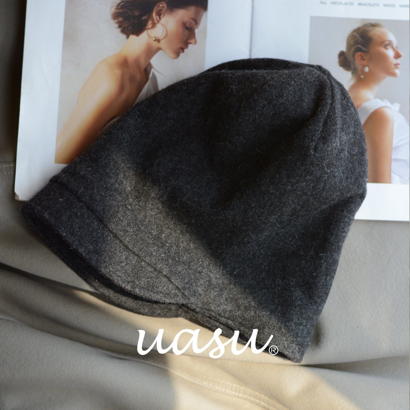 新款带沿堆堆帽显脸小羊毛混纺针织帽黑色秋冬女帽加绒护耳贝雷帽 - 图1