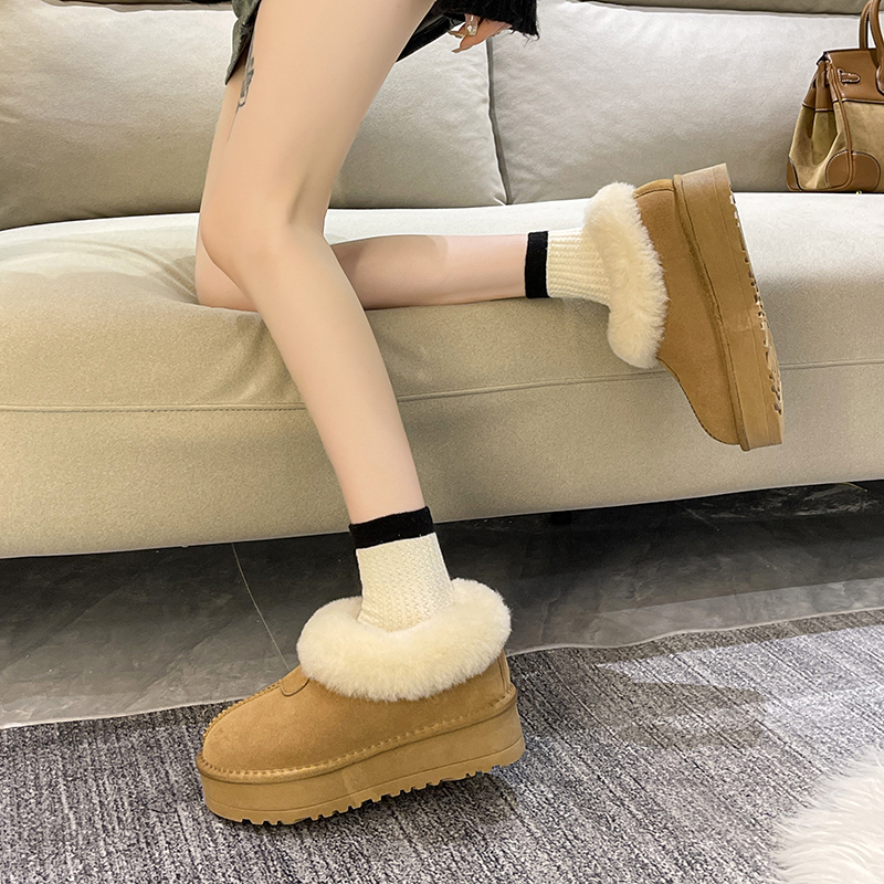 2025新款雪地靴女冬季皮毛一体短靴羊毛口低帮加绒加厚底保暖棉鞋 - 图1