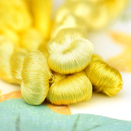 17号桑蚕丝线大支绣线苏绣缠花手工绣花线刺绣线家用缝补鹅黄 - 图2