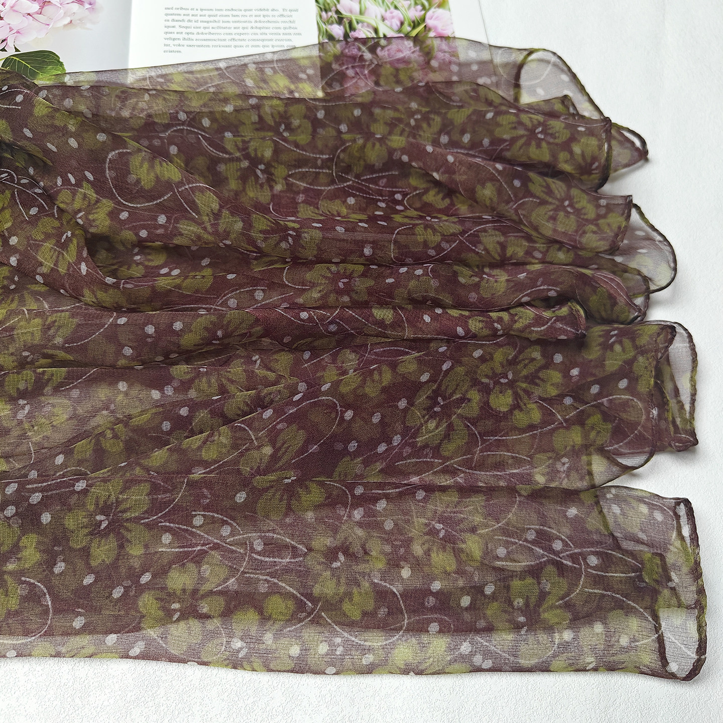 护颈真丝丝巾洋气时尚百搭春秋季2025新款桑蚕丝防晒围巾长款纱巾,淘宝优惠券,粉丝福利购,淘宝优惠卷