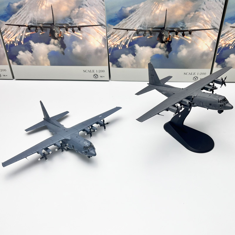 WLTK 1/200AC-130U空中炮艇攻击机AC130合金仿真军事飞机模型摆件