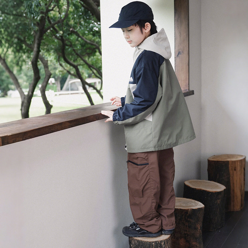 儿童连帽冲锋衣2025冬季新款户外男童防风保暖外套中大童撞色外套,淘宝优惠券,粉丝福利购,淘宝优惠卷