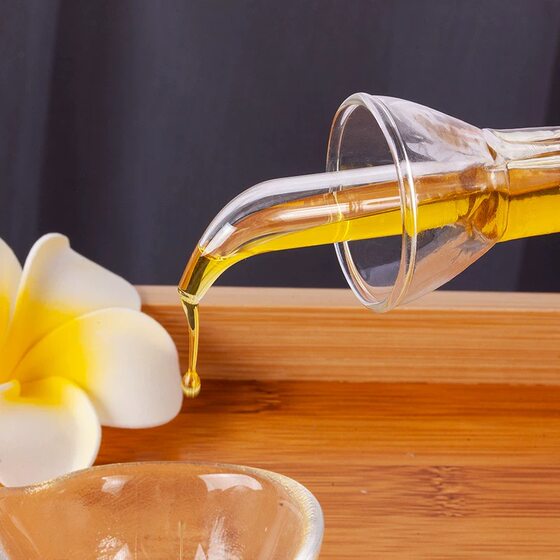 Essential oil pot glass light luxury high-end beauty salon bottle