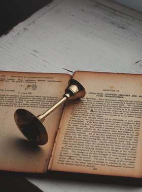 复古静物摄影道具烛台