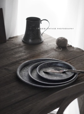 花式复古风暗调美食拍摄二店盘子