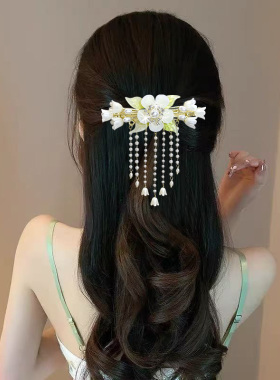 花朵流苏弹簧夹发夹2025夏季