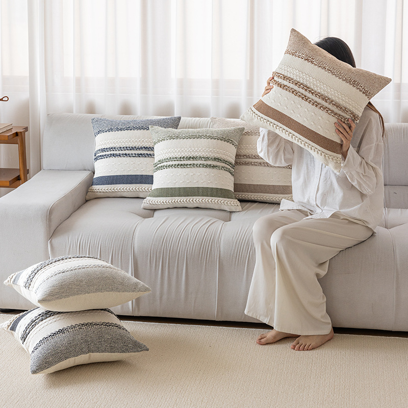 ins风横条小辫子客厅沙发床头多用家用车用条纹波点流苏抱枕靠垫 - 图1
