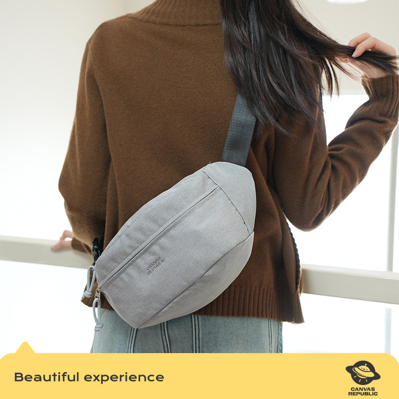 CANVAS REPUBLIC帆布大容量宽肩带胸包 简约纯色可调节单肩斜挎包,淘宝优惠券,粉丝福利购,淘宝优惠卷