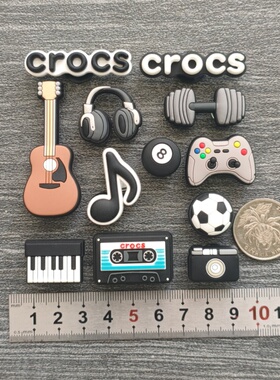 智必星音乐黑8crocs洞洞鞋扣