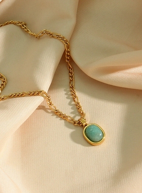 欧美摩登INS饰品锁骨链女 卷曲链条薄荷绿罗马天然天河石吊坠项链