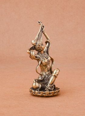 复古黄铜敦煌飞天女神像桌面摆件反弹琵琶仕女铜像茶宠工艺品饰品