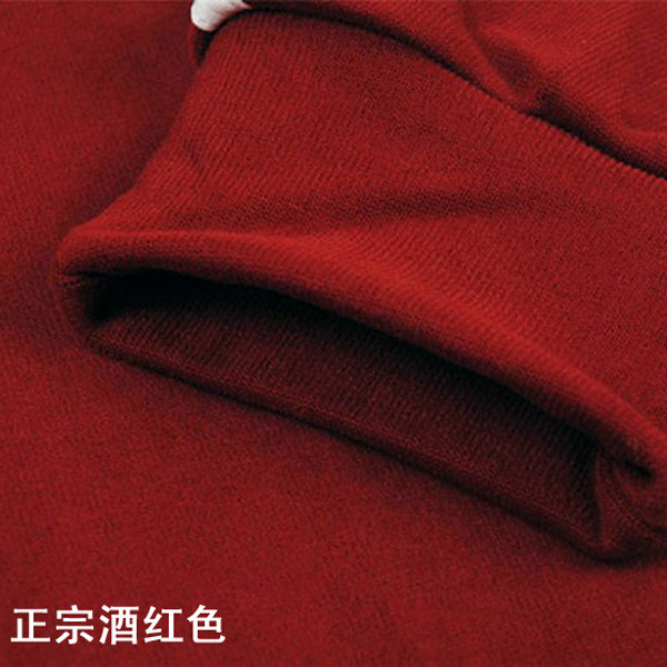 Bruce Lee performs in the same red sportswear