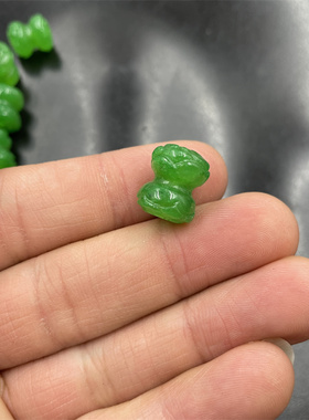 玉石双层莲花珠通孔佩饰