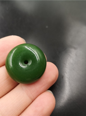 四海玉器26毫米外蒙料仿白玉碧玉