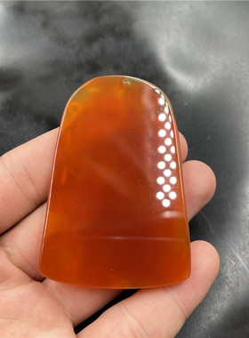 天然红玛瑙降龙观音红色山水吊坠