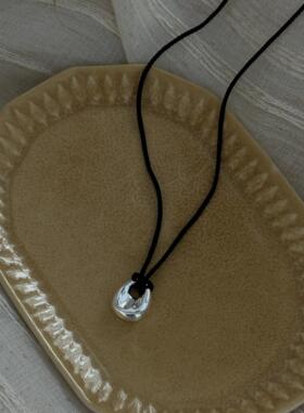 韩国hisa水滴黑绳毛衣链