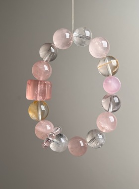 天然水晶手链方糖粉水晶招桃花手串原创设计高级感礼物