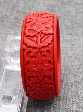 雕漆牡丹花手镯宽面镯子民族风特色首饰品猴年本命年生日礼物包邮