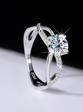 纯银正品莫桑石刘诗同款女钻戒1克拉结婚真钻求婚戒指送女友