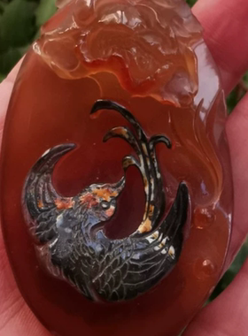 逊克北红玛瑙精品手工雕刻坠名曰凤戏牡丹花开富贵水头好颜色多色