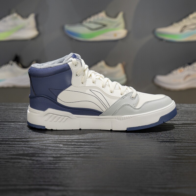 李宁COMMON 80S MID休闲鞋男子2025冬季加绒保暖中帮板鞋AGCV407,淘宝优惠券,粉丝福利购,淘宝优惠卷