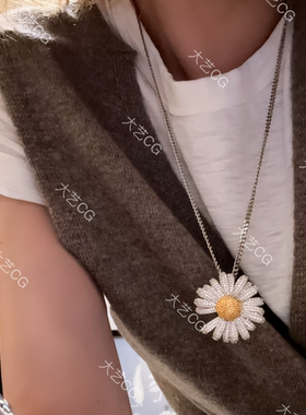 雏菊胸针多种戴法可做吊坠