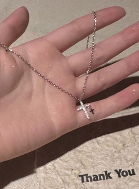 十字架吊坠锁骨链女夏轻奢小众精致高级感配饰ins简约冷淡风项链