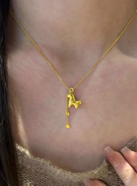 马上有钱花流苏项链2026新款轻奢不掉色百搭个性小马驹颈链锁骨链