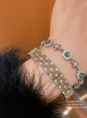 花朵圆形锆石手链高级感小众设计感手环精致新款时尚百搭手饰