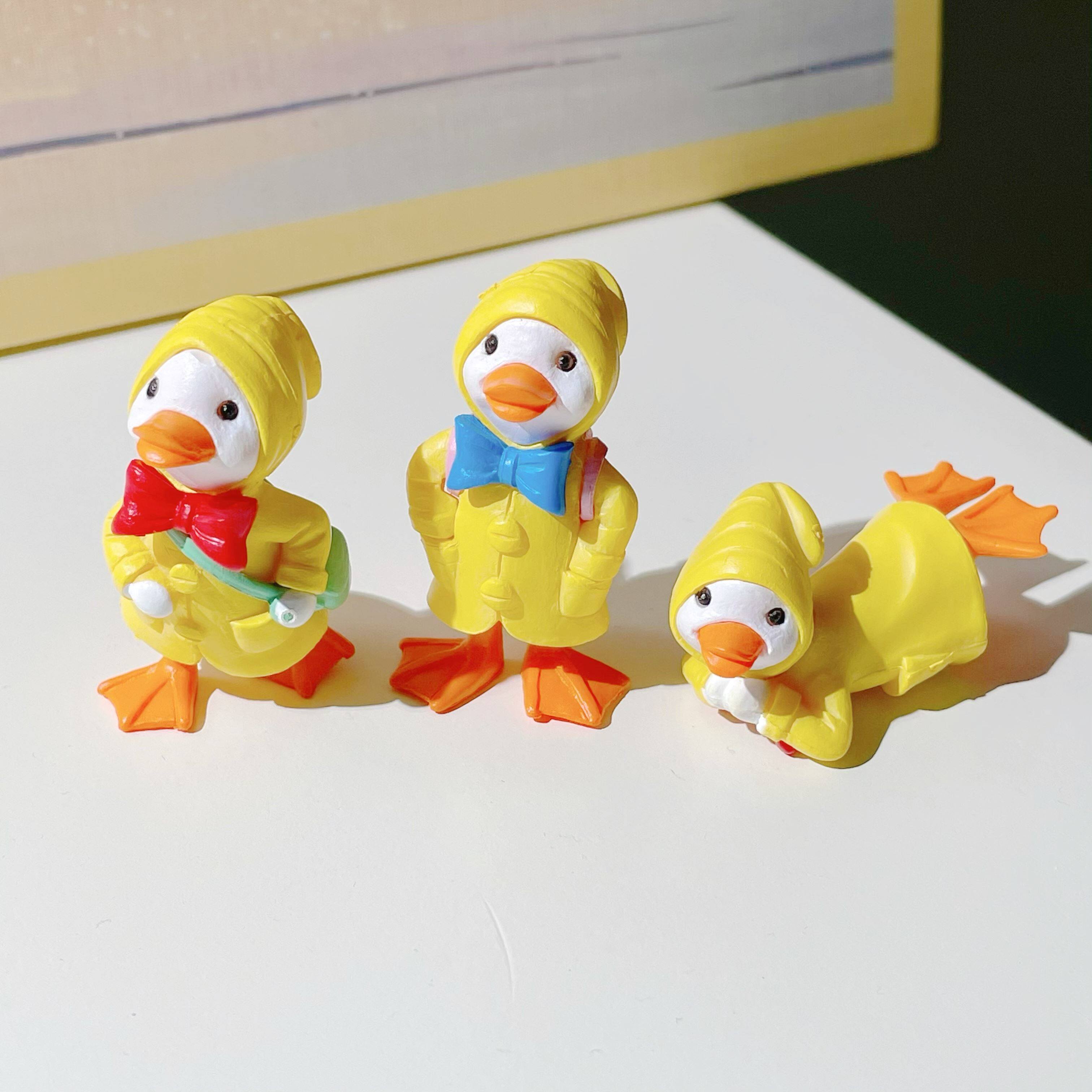 无聊了送ta一套黄色雨衣小鸭子!卡通可爱 创意 桌面小摆件礼物