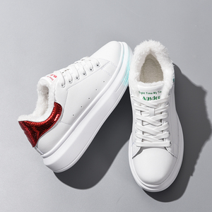 韩版百搭加绒内增高小白鞋
