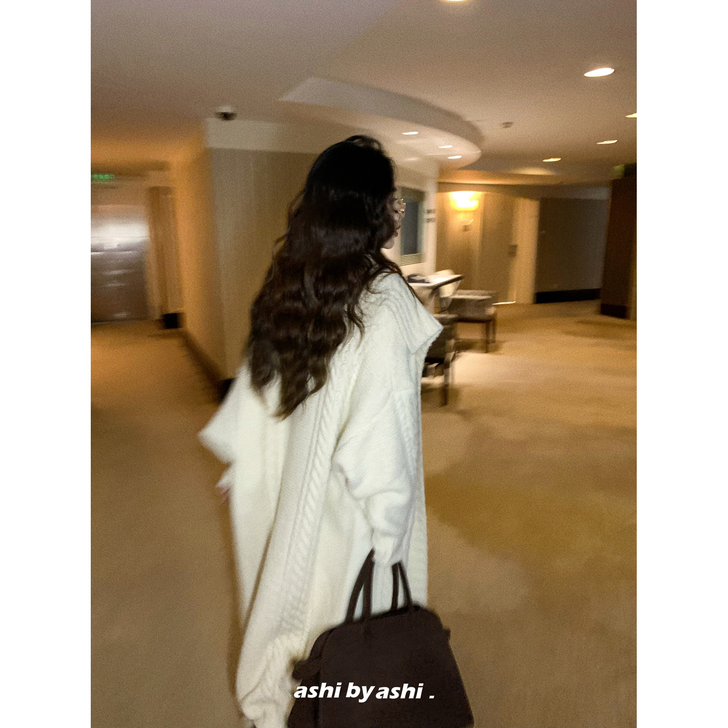 大于诗集 南韩姐姐 大翻领慵懒加厚长款毛衣开衫女宽松针织外套秋 - 图3