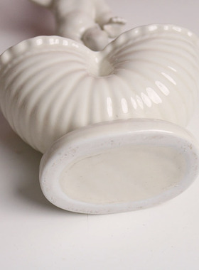 w1962出口欧洲奶油色陶瓷摆件