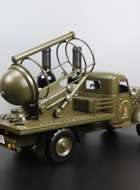 复古铁皮军车模型创意酒柜