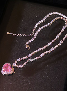 粉爱心吊坠甜美重工锁骨项链