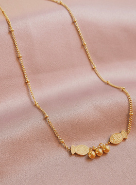 双鱼圆珠吊坠钛钢项链女百搭小众设计级感精致18K金锁骨链不掉色