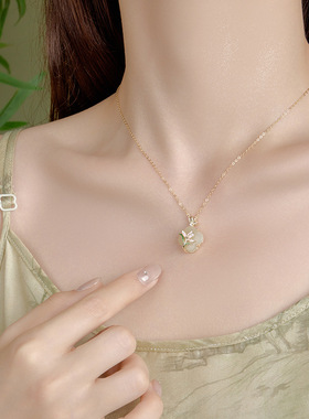 原创玉兰四叶草和田玉项链女纯银国风新中式吊坠夏季感锁骨链