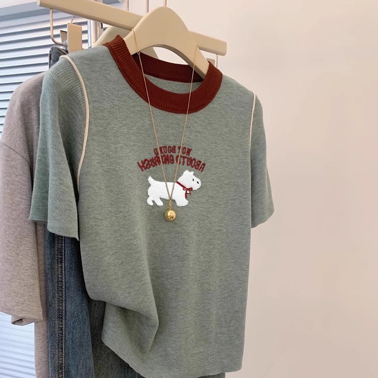 大码女装可爱小狗刺绣圆领短袖T恤女夏季宽松显瘦减龄正肩上衣潮