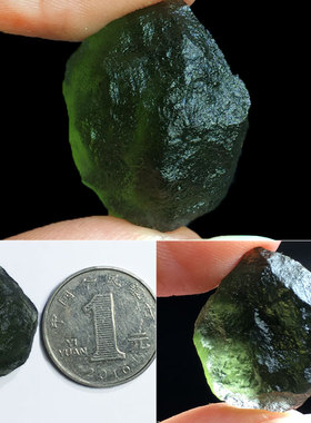 玻璃陨石挂坠项链锁骨链