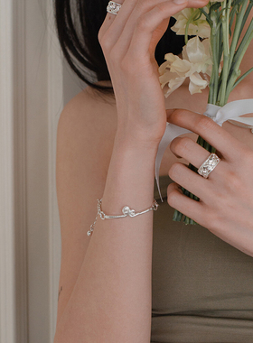 ZVT个性简约眼镜蛇链手镯银色手饰女ins感个性设计女士手链