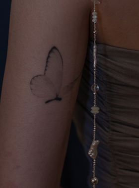 ZVT个性简约项链行星中海洋小众设计珍珠锁骨链气质颈链