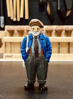 刁刻岛木雕作品“老潮男”系列作品现货